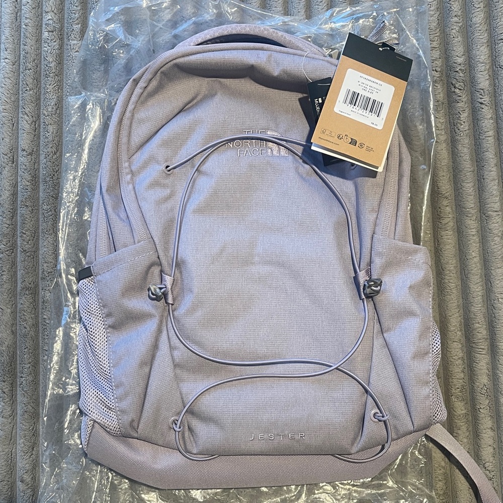 The North Face- Jester Backpack (Women’s) BRANDNEW - Picture 6 of 6